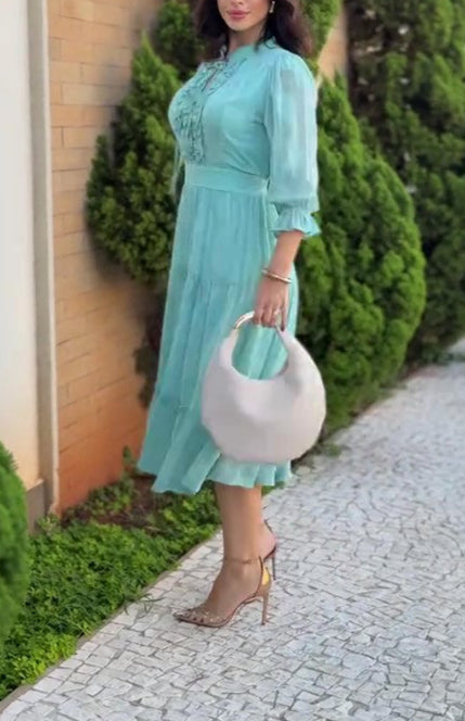 Sarita Elegant Midi Dress