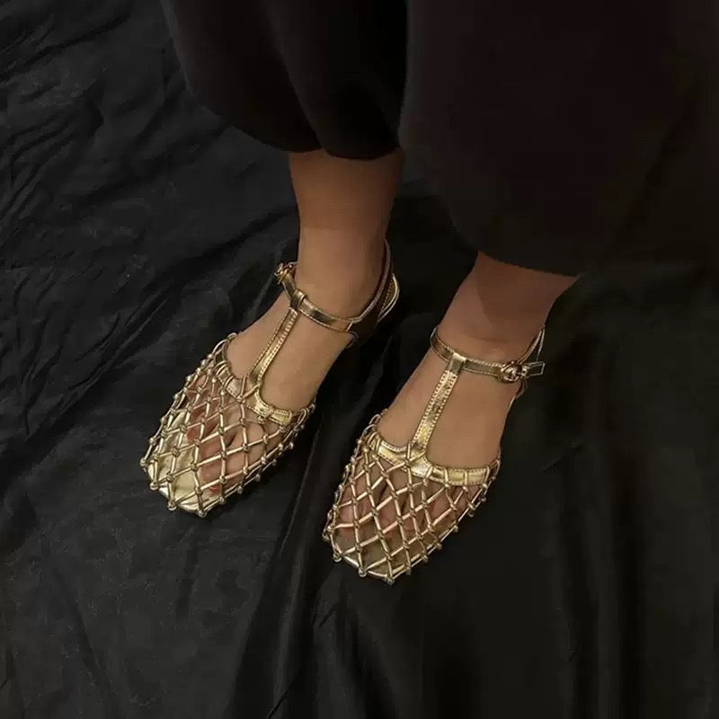 Vintage Hollow Mesh Buckle Sandals