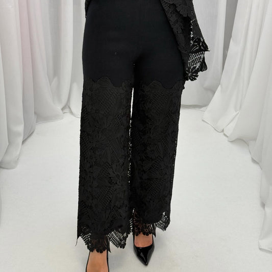 Elegant Lace Knitted Two-piece Suit