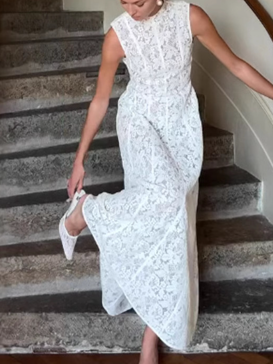 Sleeveless High Collar Vintage Lace Dress
